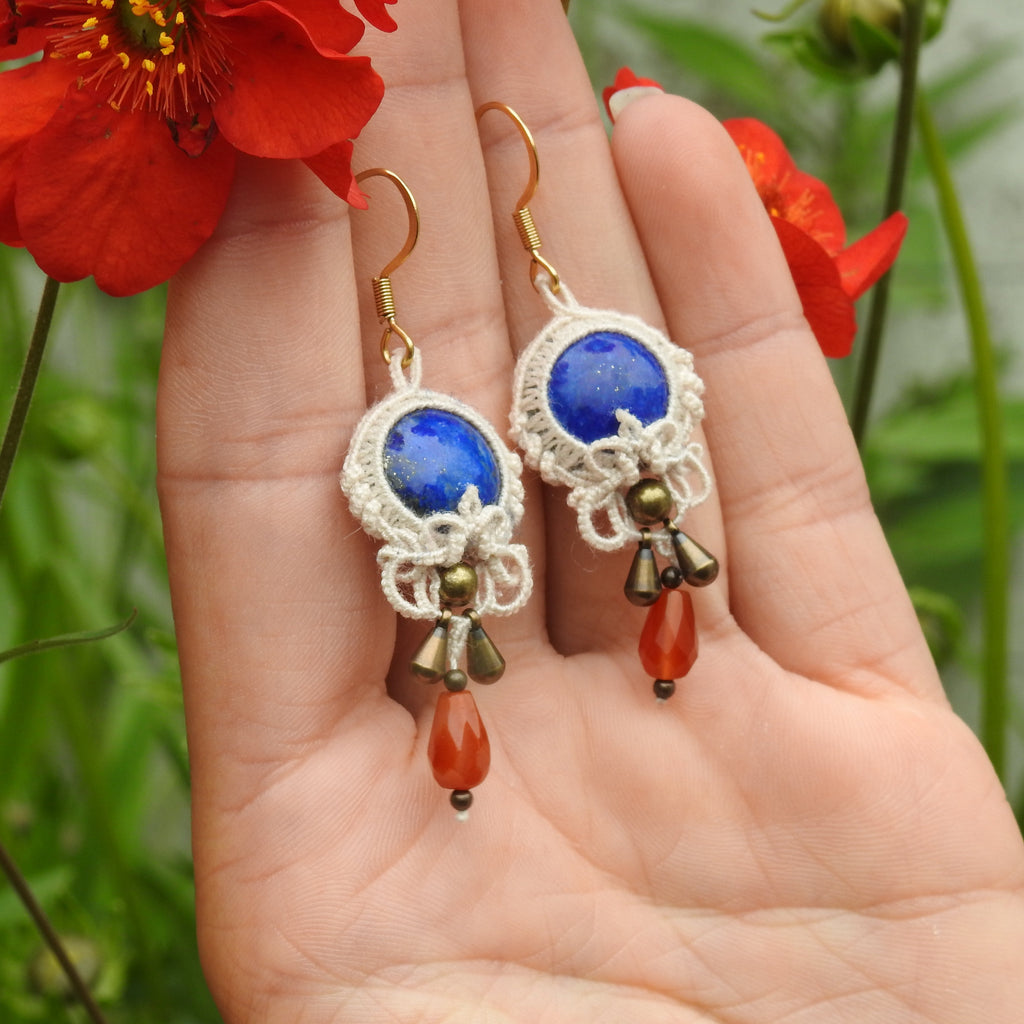 Boucles d'oreilles bohème en lapis lazuli et cornaline - Coton & Astrance
