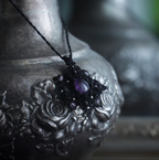 Collier avec médaillon gothique en améthyste - Coton & Astrance