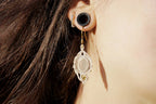 Boucles d'Oreilles en Micro Macramé en Jade Blanc - Coton & Astrance
