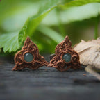 Puces d’oreilles triquetra celtiques en aventurine verte - Coton & Astrance