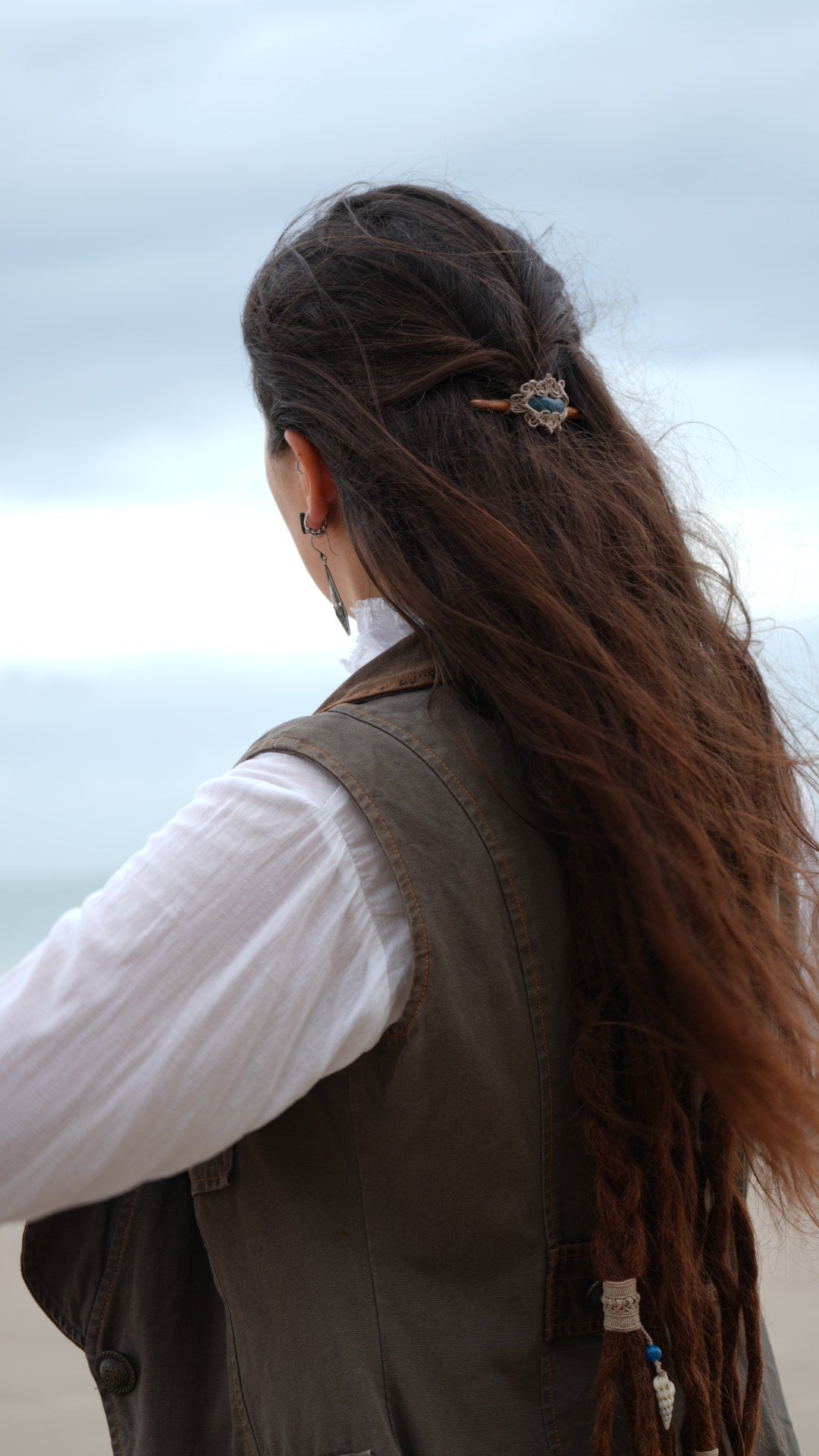 Mini barrette à cheveux à pic en micro macramé et apatite bleue - Coton & Astrance