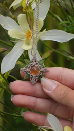 Pendentif étoile en citrine avec feuillage - Coton & Astrance