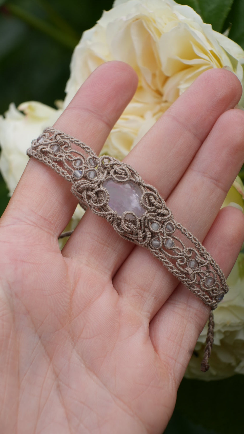 Bracelet en pierre de lune pour mariage elfique - Coton & Astrance